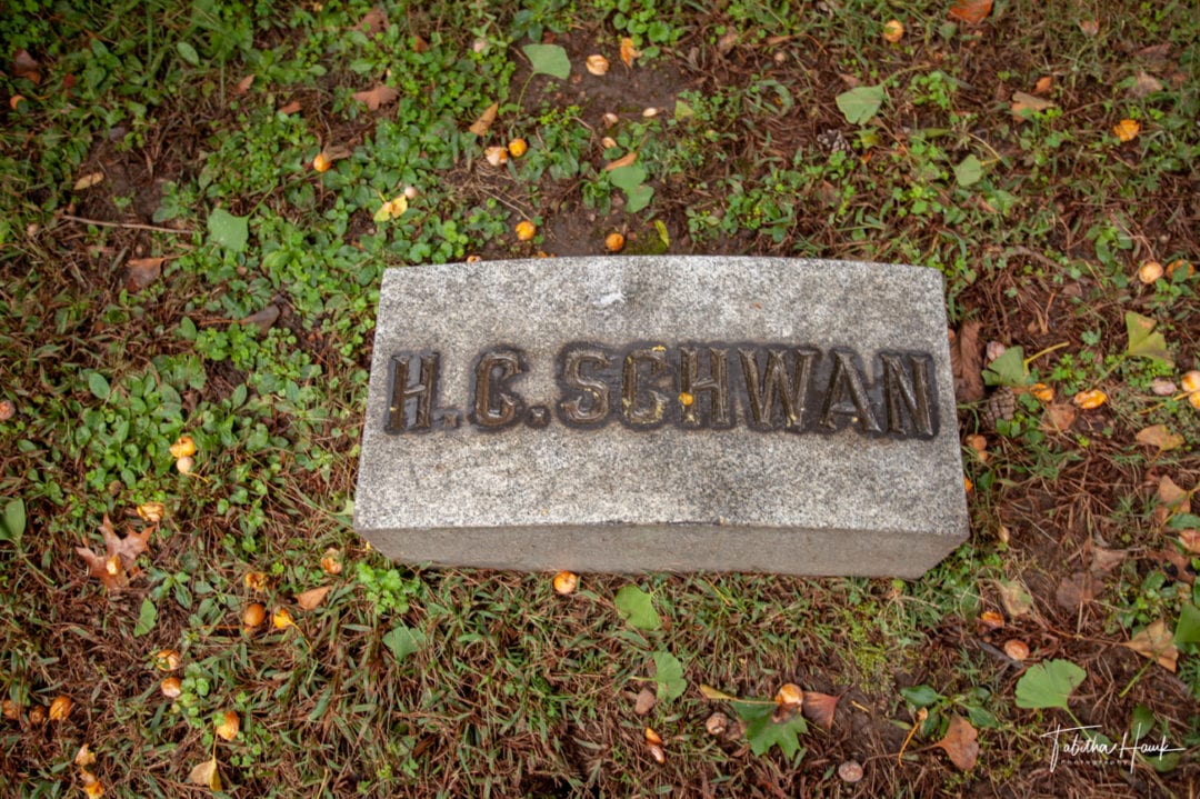 Religious Figures Graves Famous Celebrity, Infamous Grave Photos and